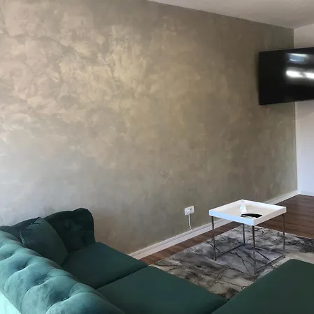 Gosen Apartment Singeorz-Bai